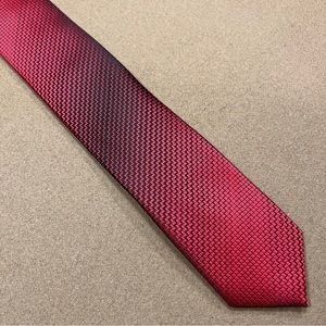 Van Heusen Red Necktie with Geometric Pattern